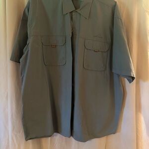 Men’s Eddie Bauer shirt